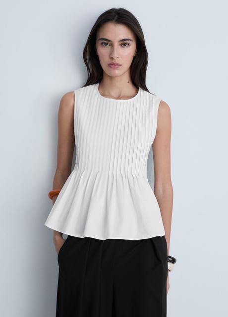 Top blanco de Mango (35,99 euros)