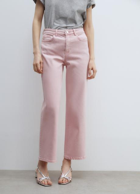 Pantalones rosas de Sfera (29,99 euros)