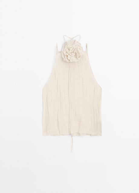 Top con escote halter de Massimo Dutti (59,95 euros)