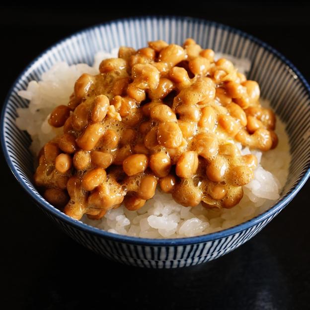 No a todo el mundo le gusta el natto, pero tiene muchos beneficios para el organismo. 