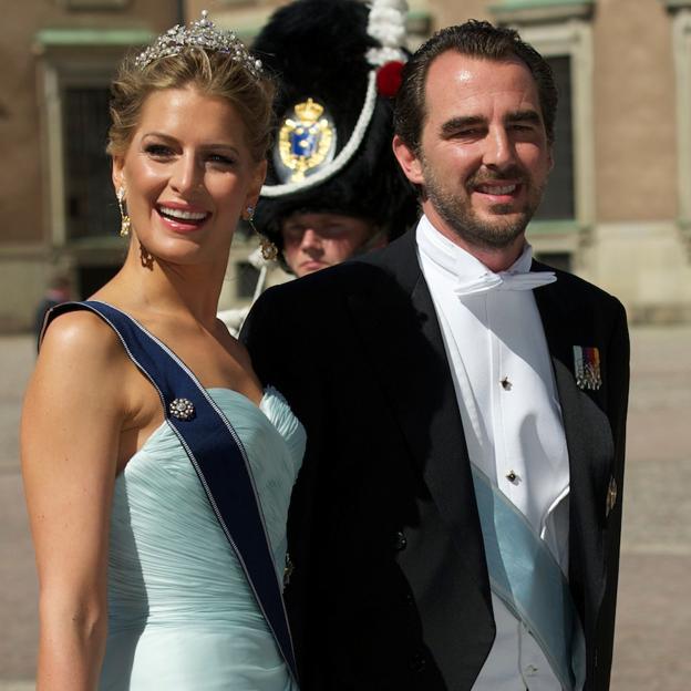 Los príncipes Tatiana y Nicolás de Grecia en la boda de Magdalena de Suecia. 