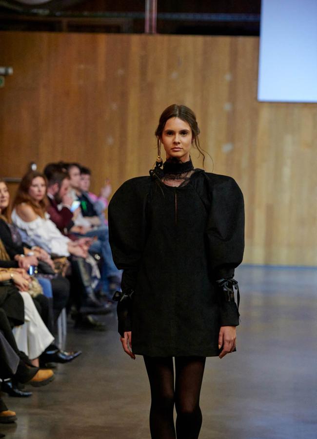 Desfile de María Lafuente durante el primer día de Madrid es Moda. Foto: Pablo Paniagua.