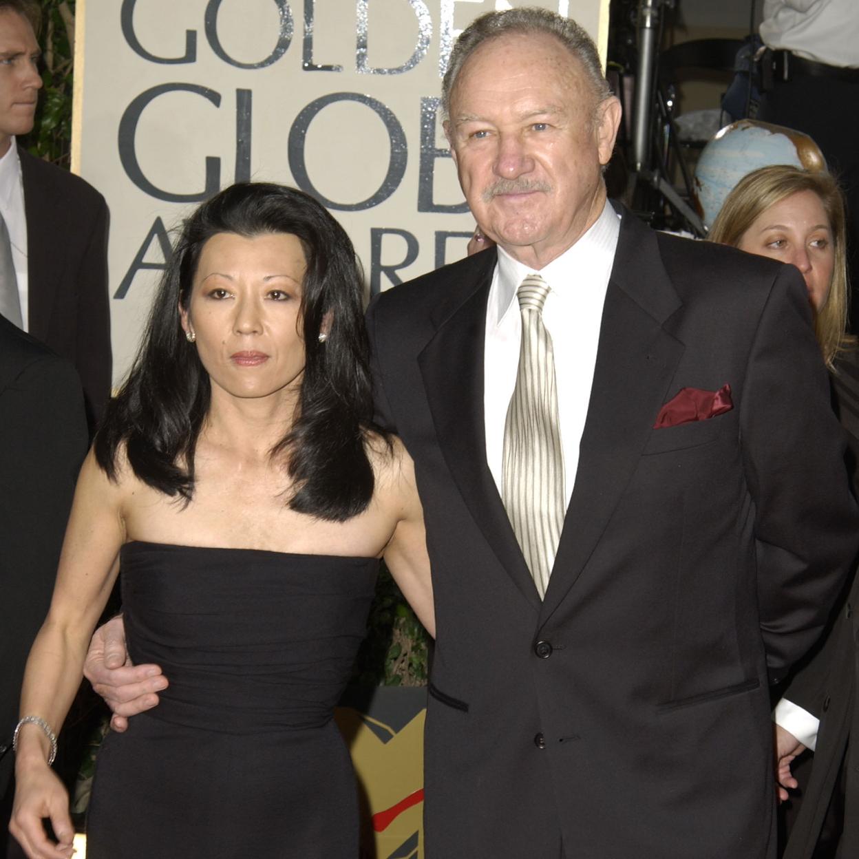 Betsy Arakawa y Gene Hackman en una de sus últimas apariciones públicas. /getty images