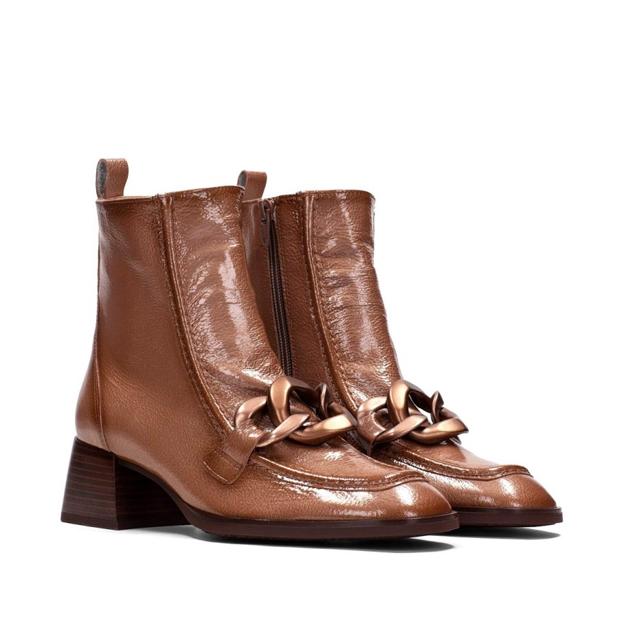 Botas mocasín marrones de Hispanitas, 59,99 euros.