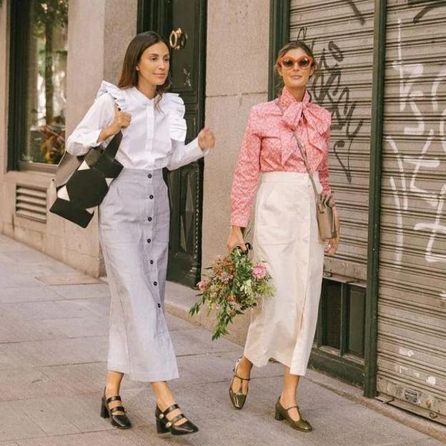 Las mejores faldas vaqueras blancas para llevar looks favorecedores en primavera a cualquier edad