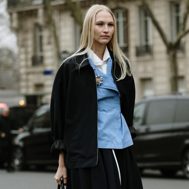 El abrigo de primavera tendencia está en Zara y cuesta menos de 40 euros