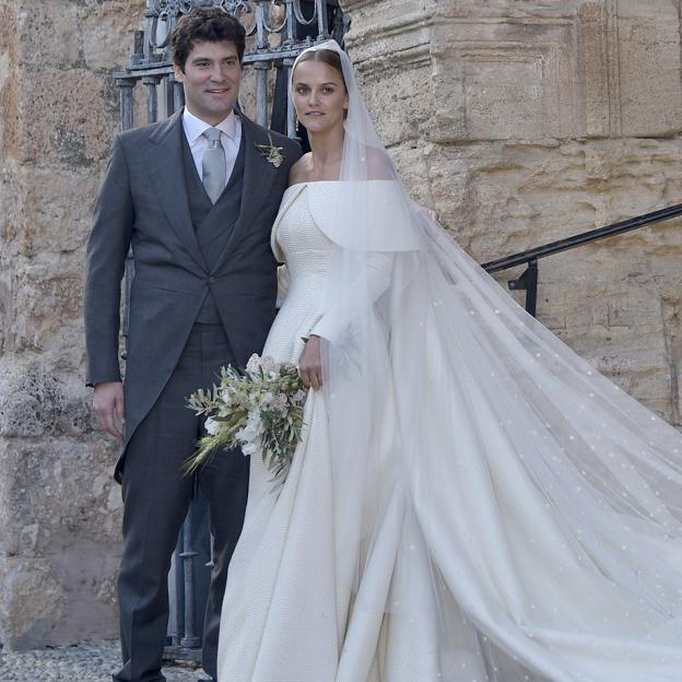 Alejandro Santo Domingo y Charlotte Wellesley, el día de su boda.