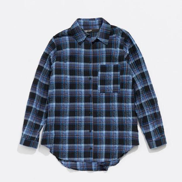 Camisa recta cuadros azul (57,50€)